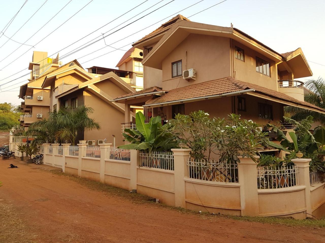 La Sunila Suites & Villas By Wsi, Baga Arpora Exterior photo